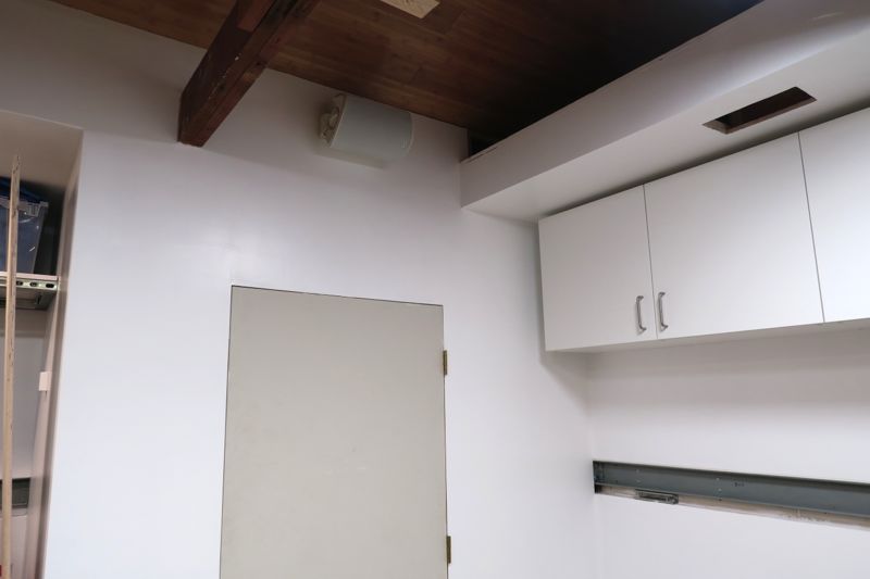 fourth_wall_cabinets-3.jpg