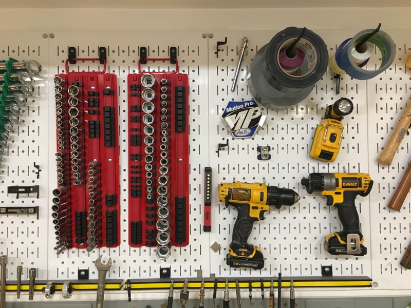 metal_pegboard-4.jpg