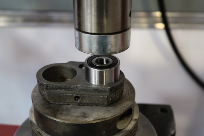 roller_bearing-2.jpg