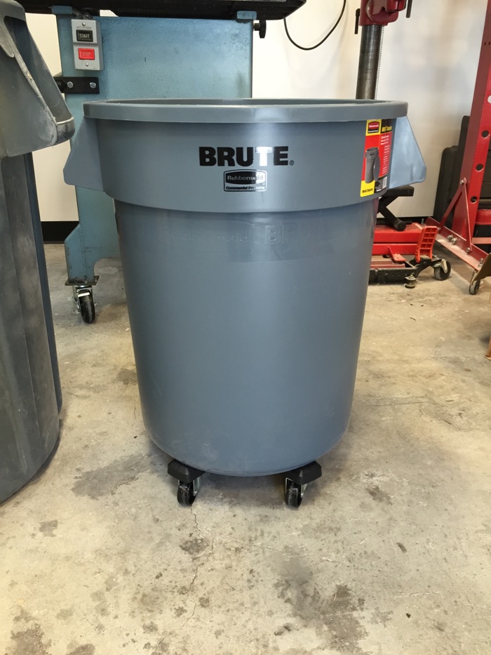 trashcan-2.jpg