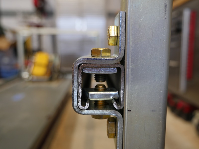 workbench_square_nut-1.jpg